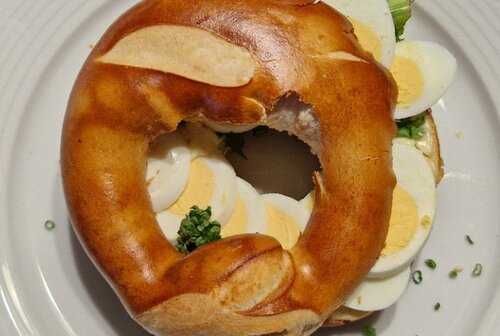 Rondo mit Ei Rondo mit Ei